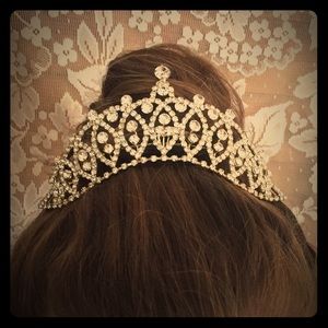 Bridal headpiece